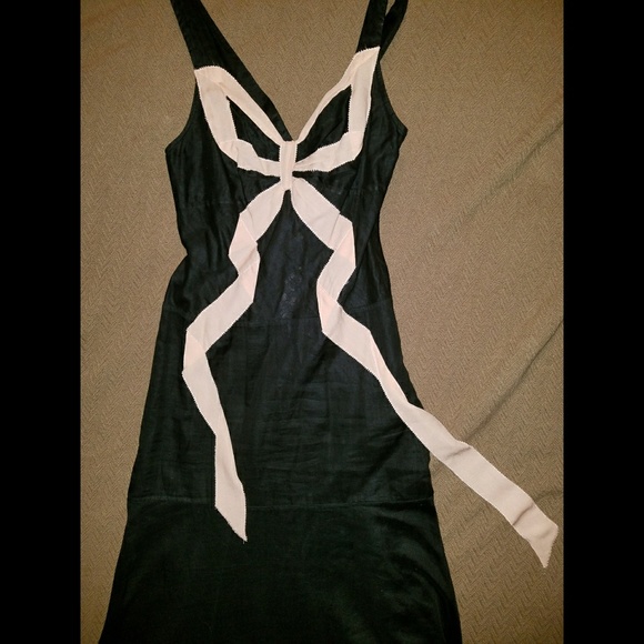 L.A.M.B Strap Bow size 0 CINDERELLA Gown - Picture 3 of 4